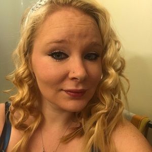 Meet your Posher, Krisha